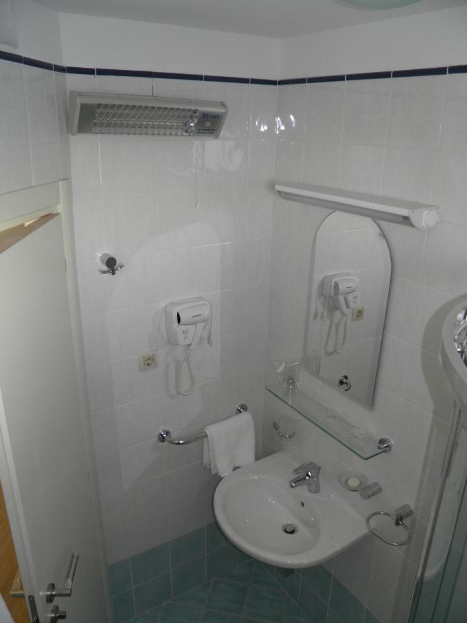 Hotel Flanona プロミン 部屋 写真
